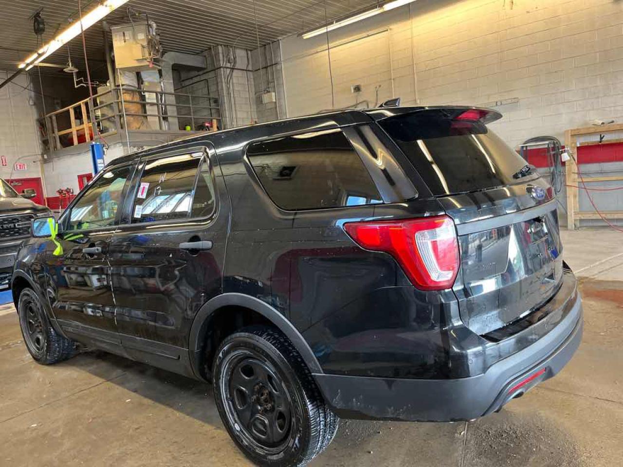 2017 Ford Explorer Police IN - Photo #6