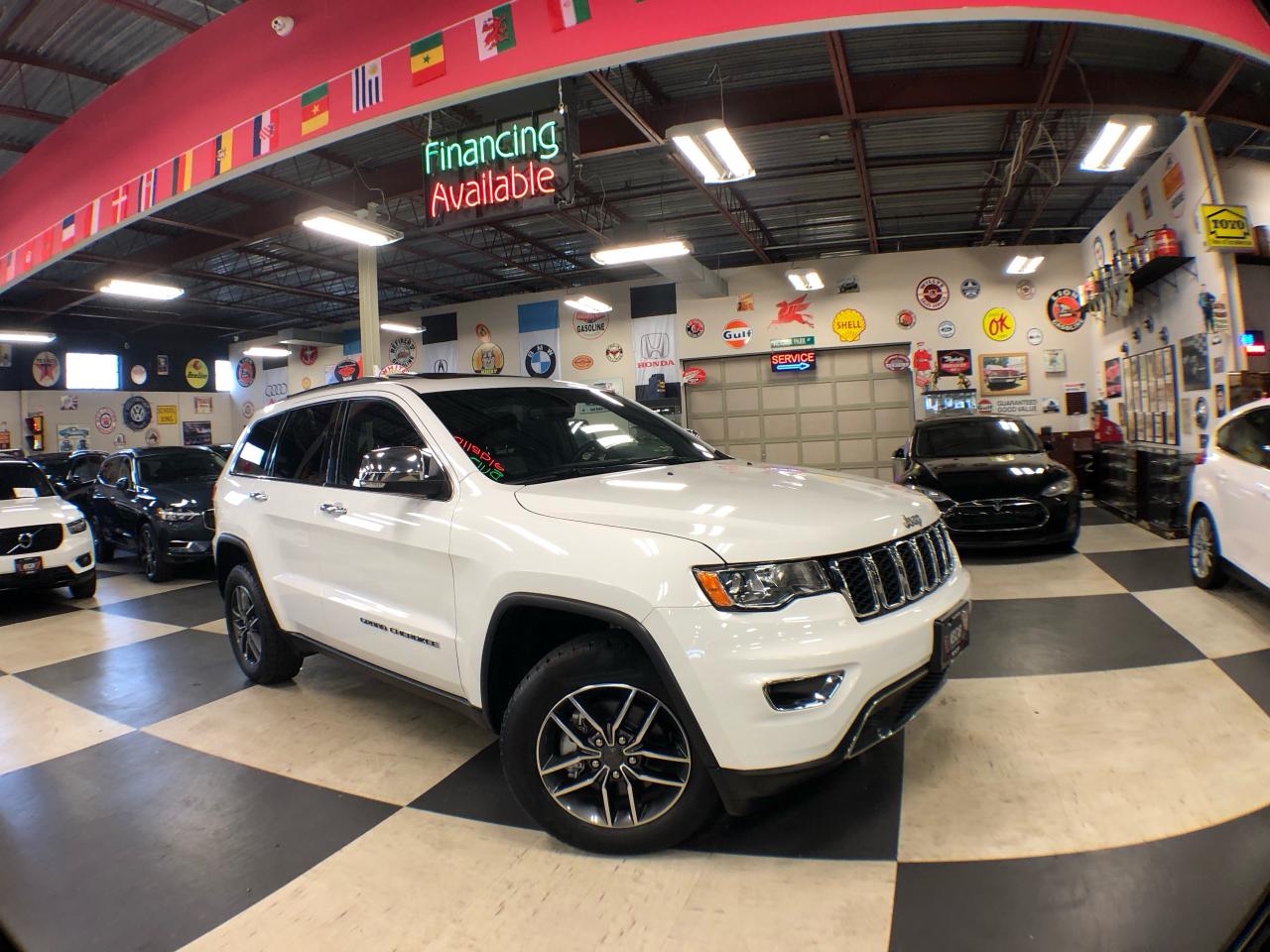 2019 Jeep Grand Cherokee LIMITED 4WD LEATHER PAN/ROOF NAV B/SPOT CAMERA