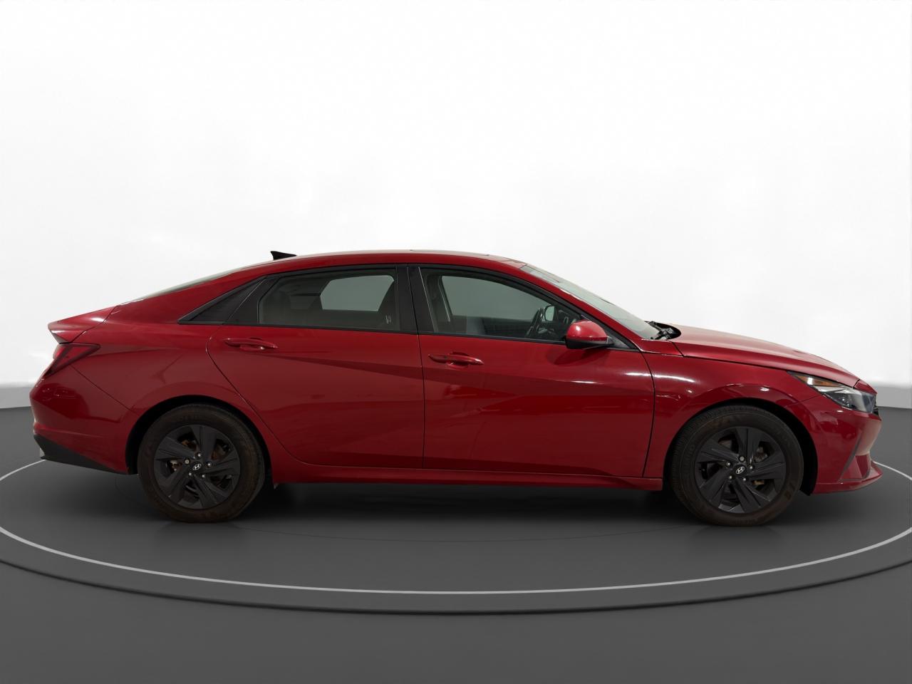 2021 Hyundai Elantra Preferred - Photo #4