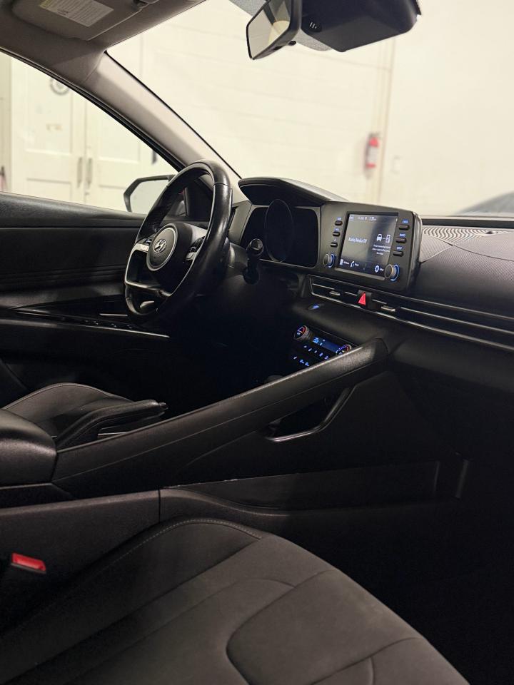2021 Hyundai Elantra Preferred - Photo #23