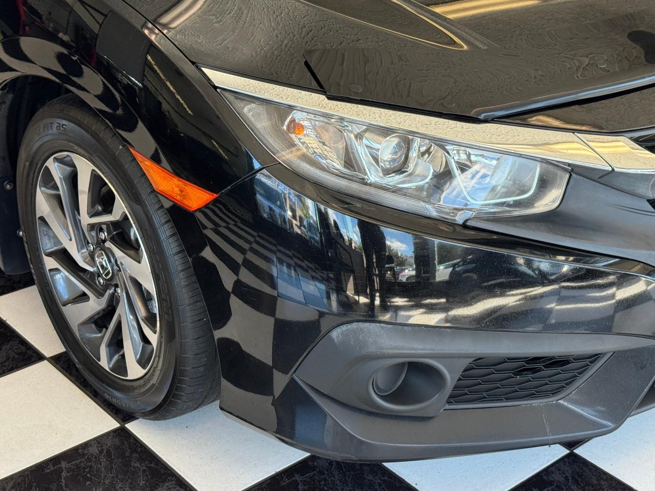 2018 Honda Civic SE+Adaptive Cruise+LaneKeep+CLEAN CARFAX Photo99