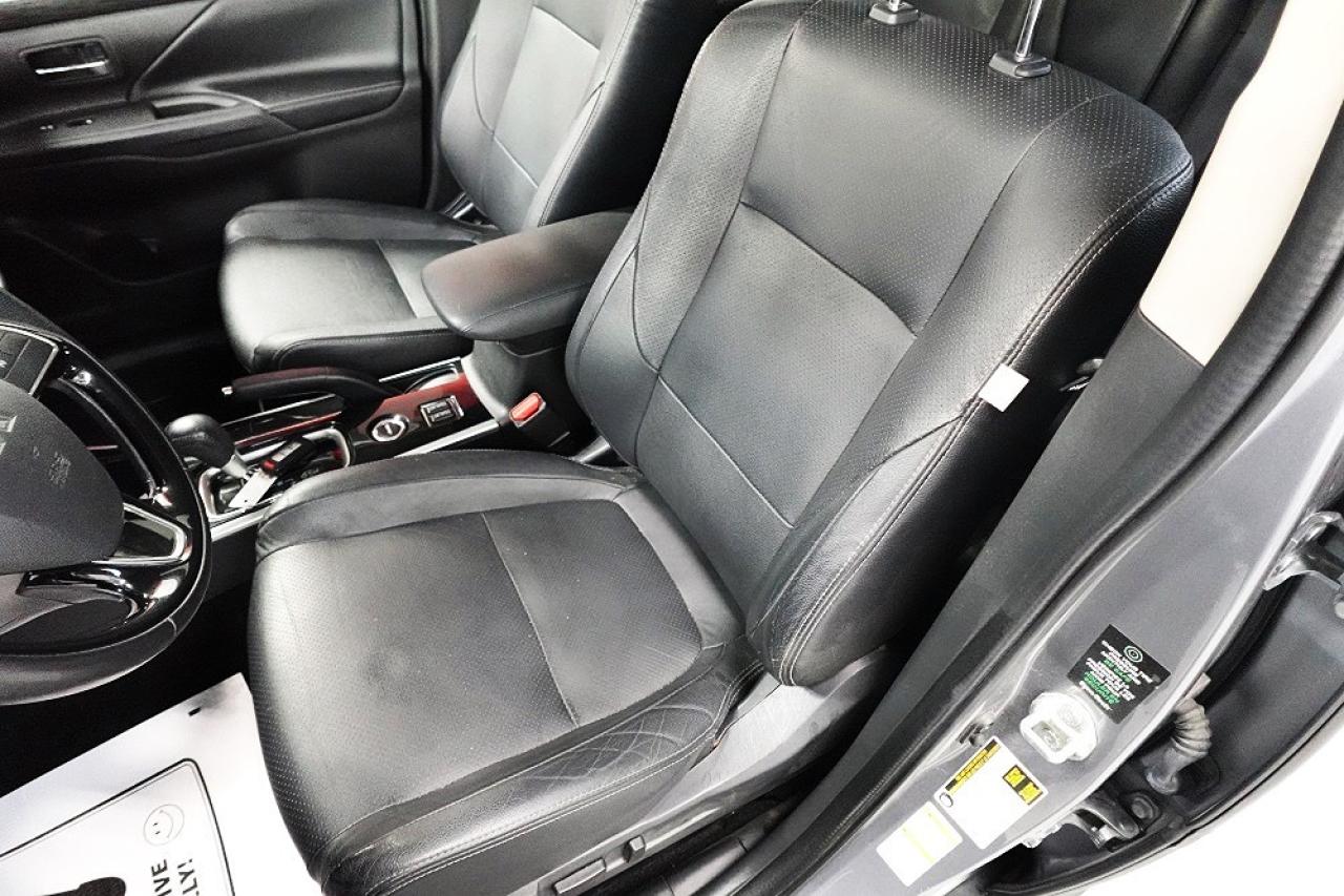 2017 Mitsubishi Outlander AWD,DEALER MAINTAIN,NO ACCIDENT ,7 PASS - Photo #16
