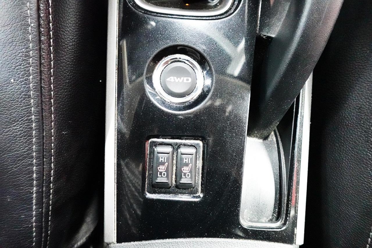 2017 Mitsubishi Outlander AWD,DEALER MAINTAIN,NO ACCIDENT ,7 PASS - Photo #30