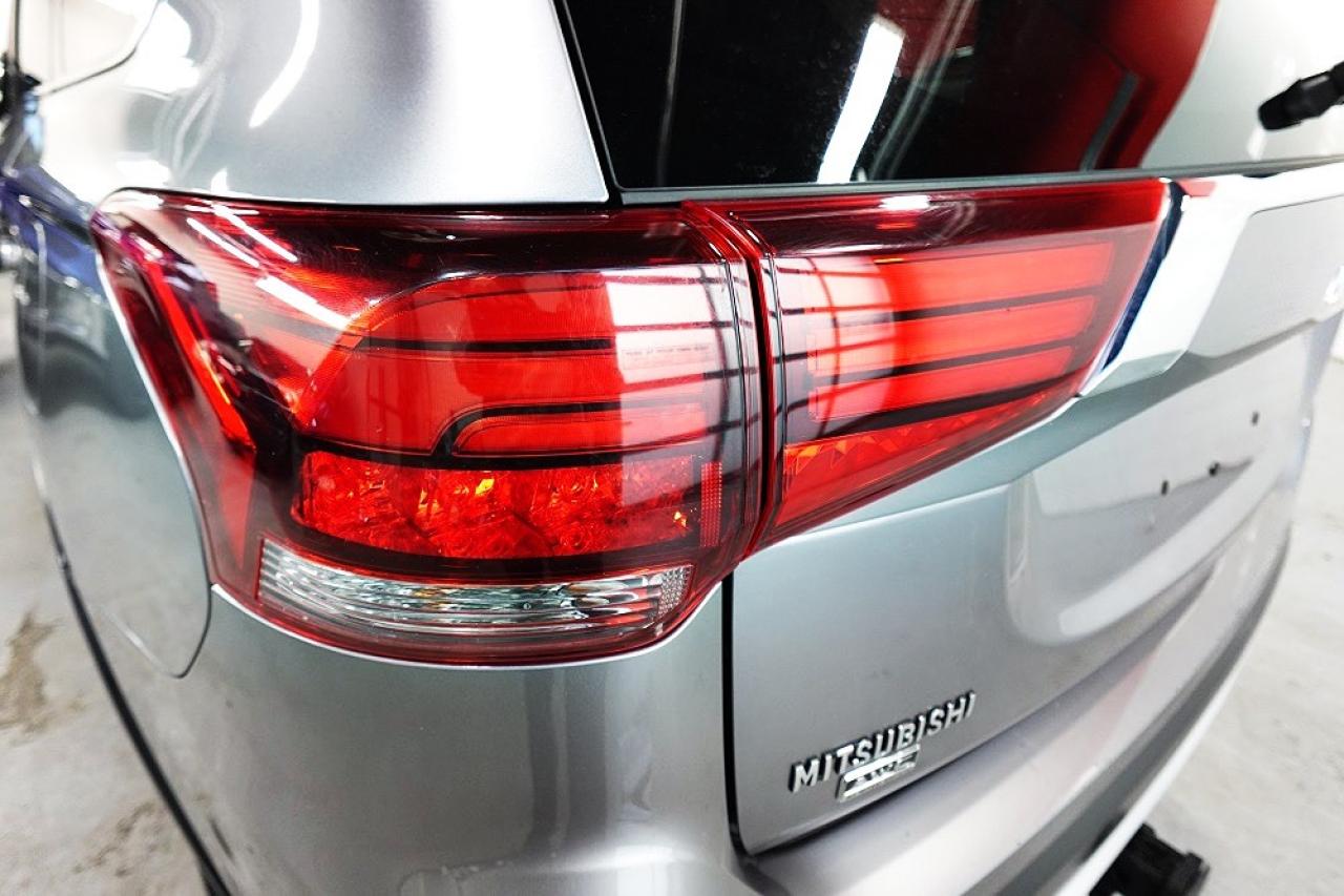 2017 Mitsubishi Outlander AWD,DEALER MAINTAIN,NO ACCIDENT ,7 PASS - Photo #9
