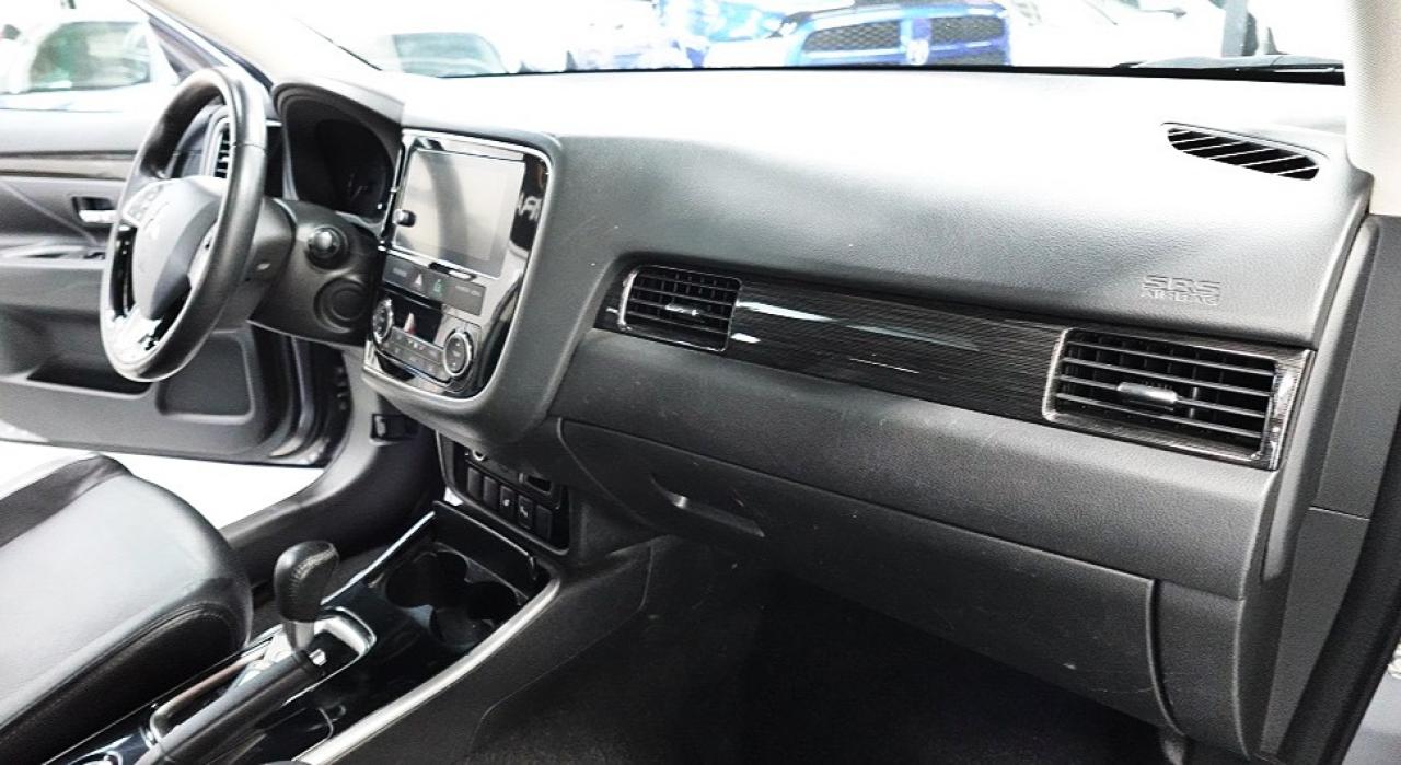 2017 Mitsubishi Outlander AWD,DEALER MAINTAIN,NO ACCIDENT ,7 PASS - Photo #20