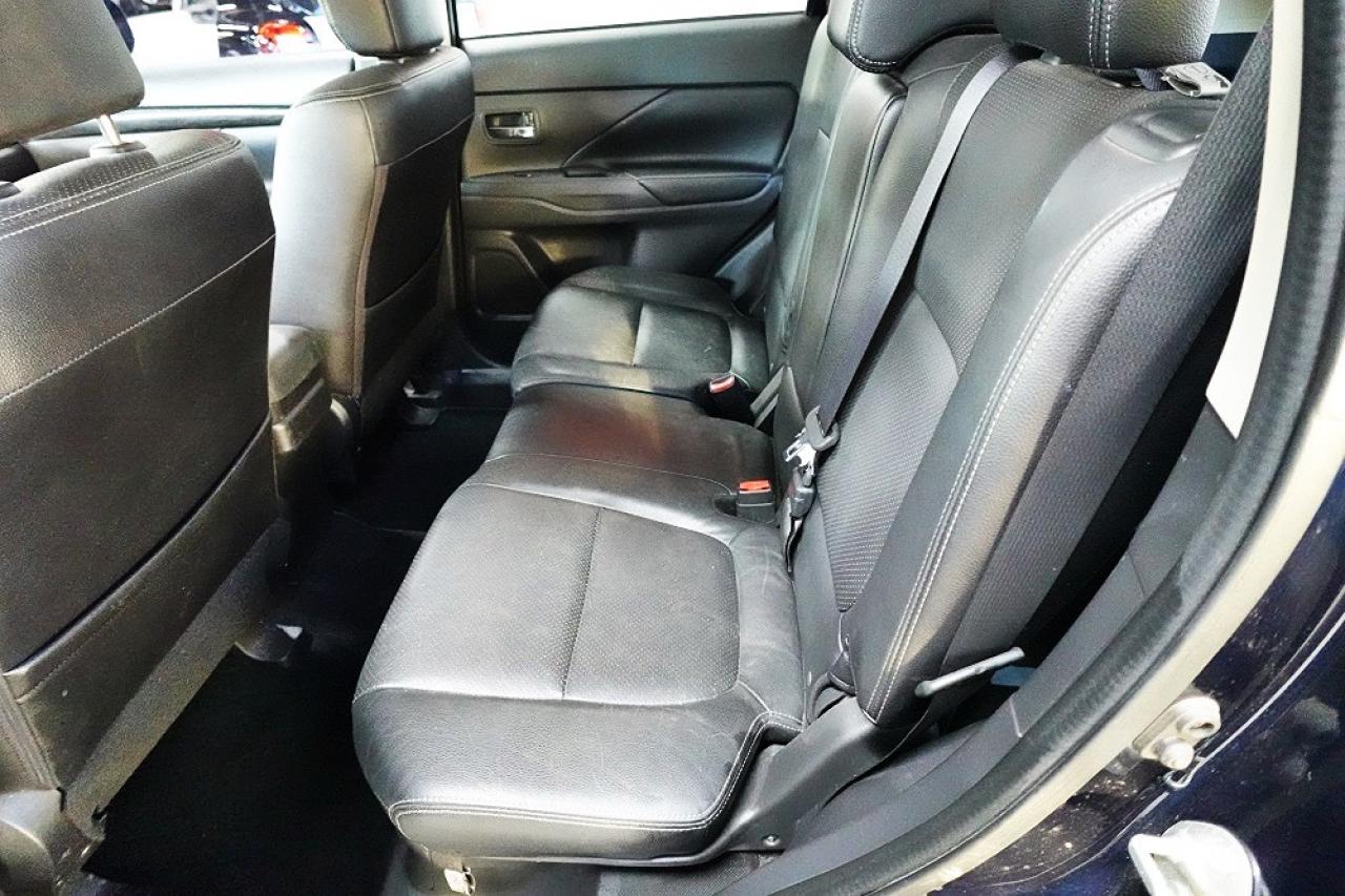 2016 Mitsubishi Outlander AWC,DEALER MAINTAIN ,NO ACCIDENT ONE OWNER,LOW KM - Photo #17