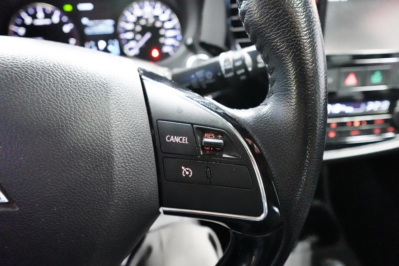 2016 Mitsubishi Outlander AWC,DEALER MAINTAIN ,NO ACCIDENT ONE OWNER,LOW KM - Photo #28