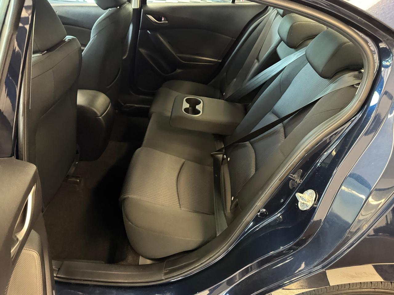 2016 Mazda MAZDA3 GS+New Brakes+Camera+Heated Seats+CLEAN CARFAX - Photo #24
