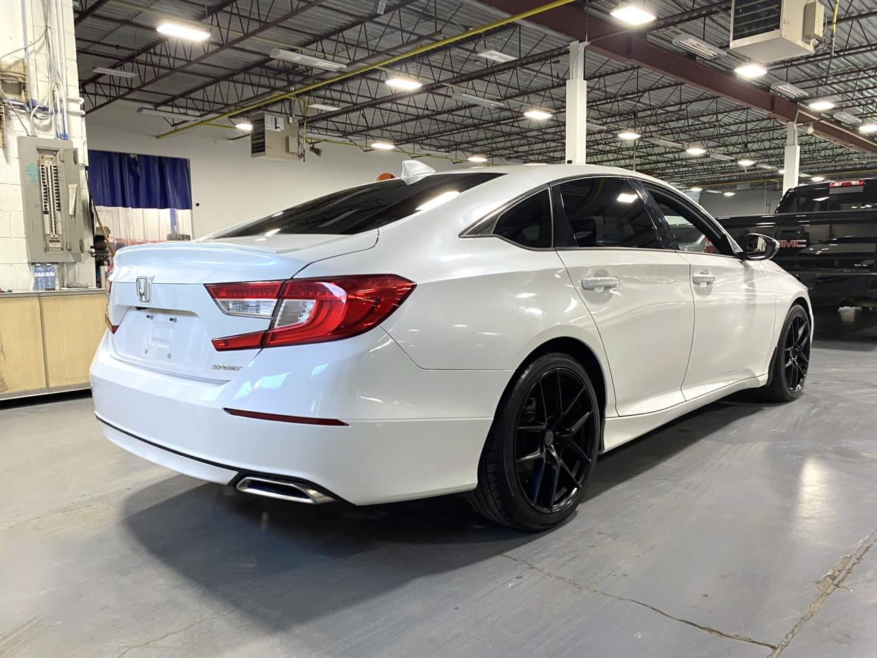 2020 Honda Accord Sport - Photo #5