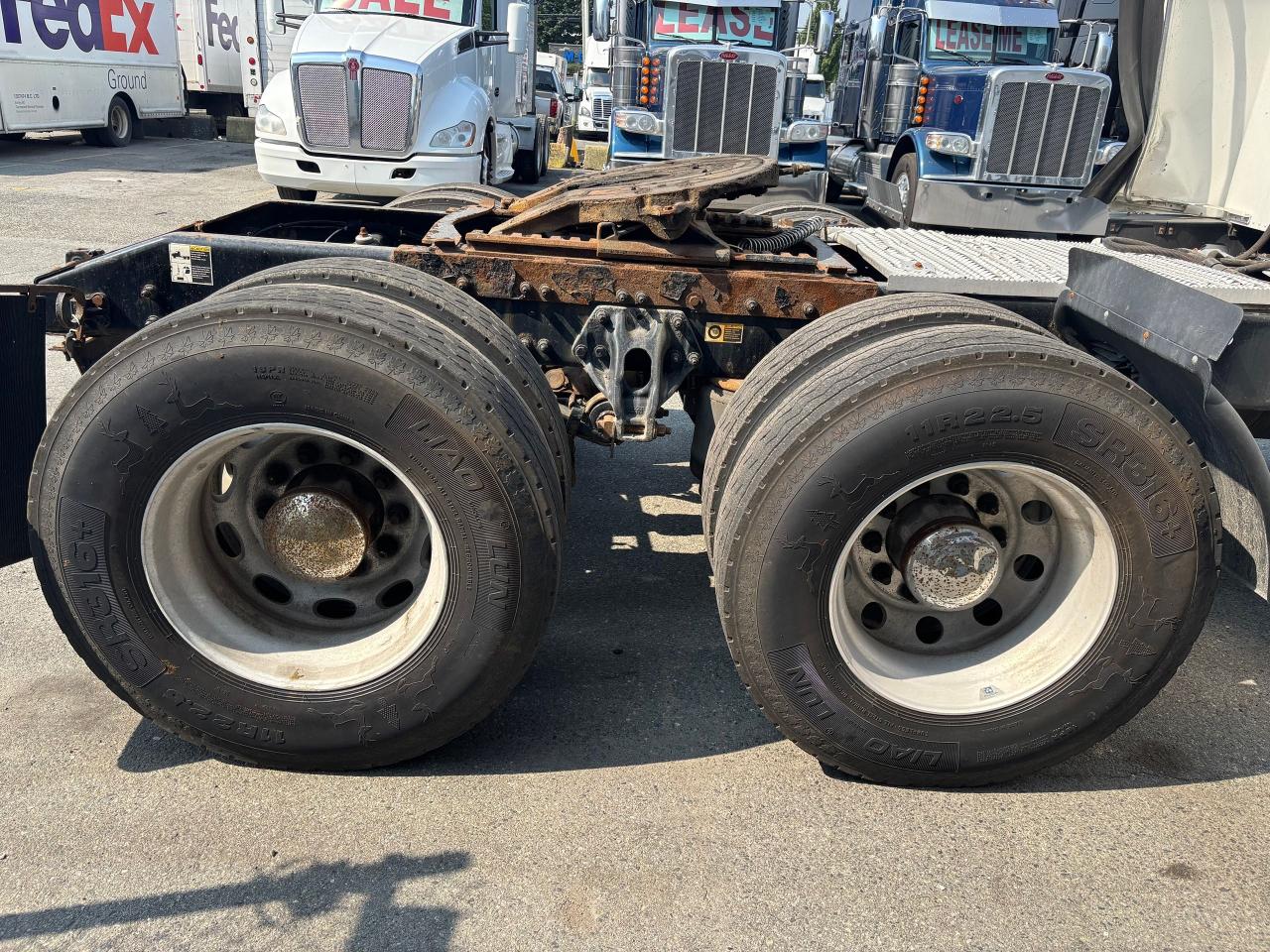 2021 PETERBILT CONVENTIONAL 579 - Photo #14