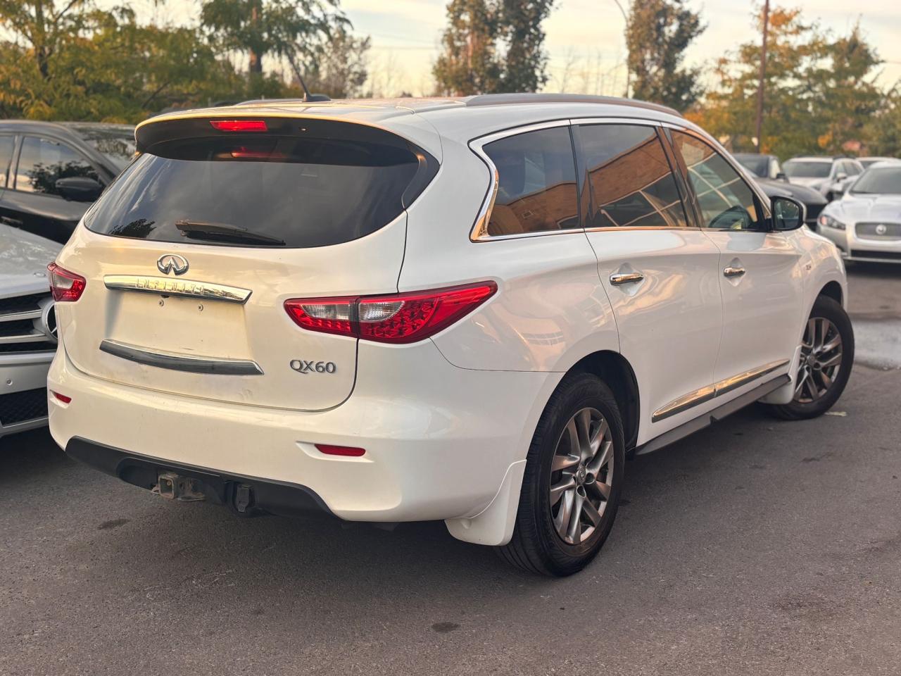 2014 Infiniti QX60 AWD 4dr - Photo #3