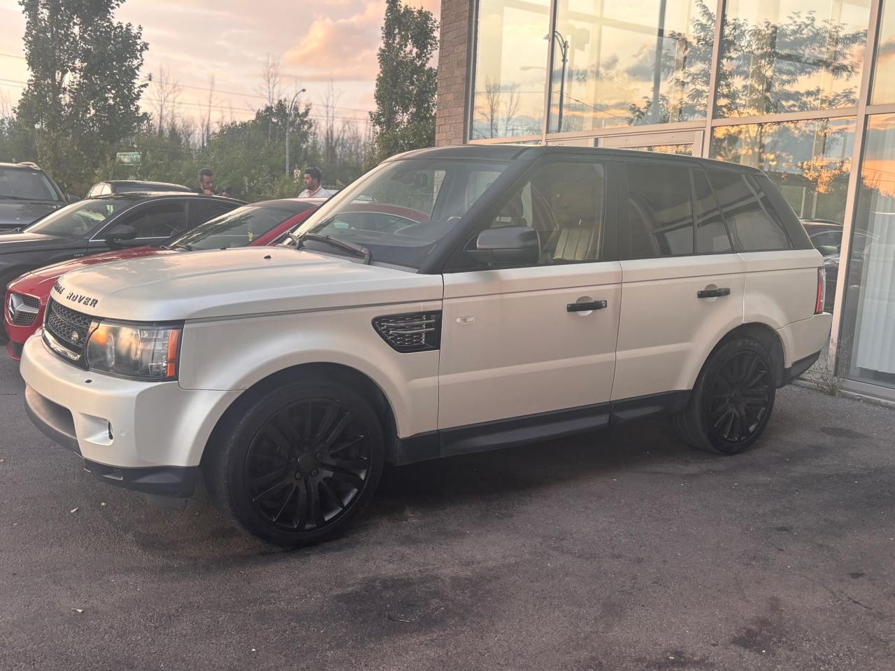 2012 Land Rover Range Rover Sport HSE LUX - Photo #2