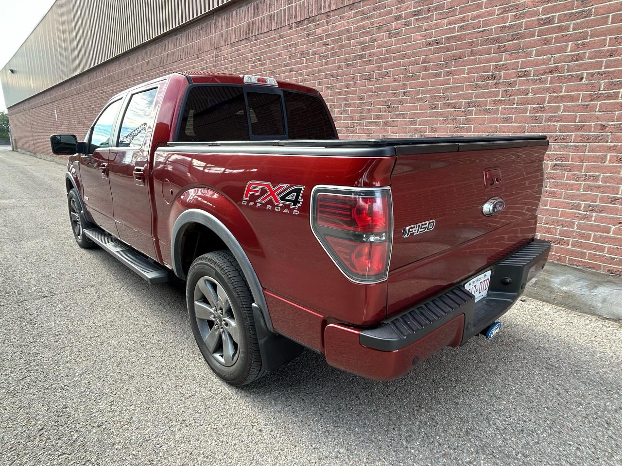 2014 Ford F-150 FX4 - Photo #4