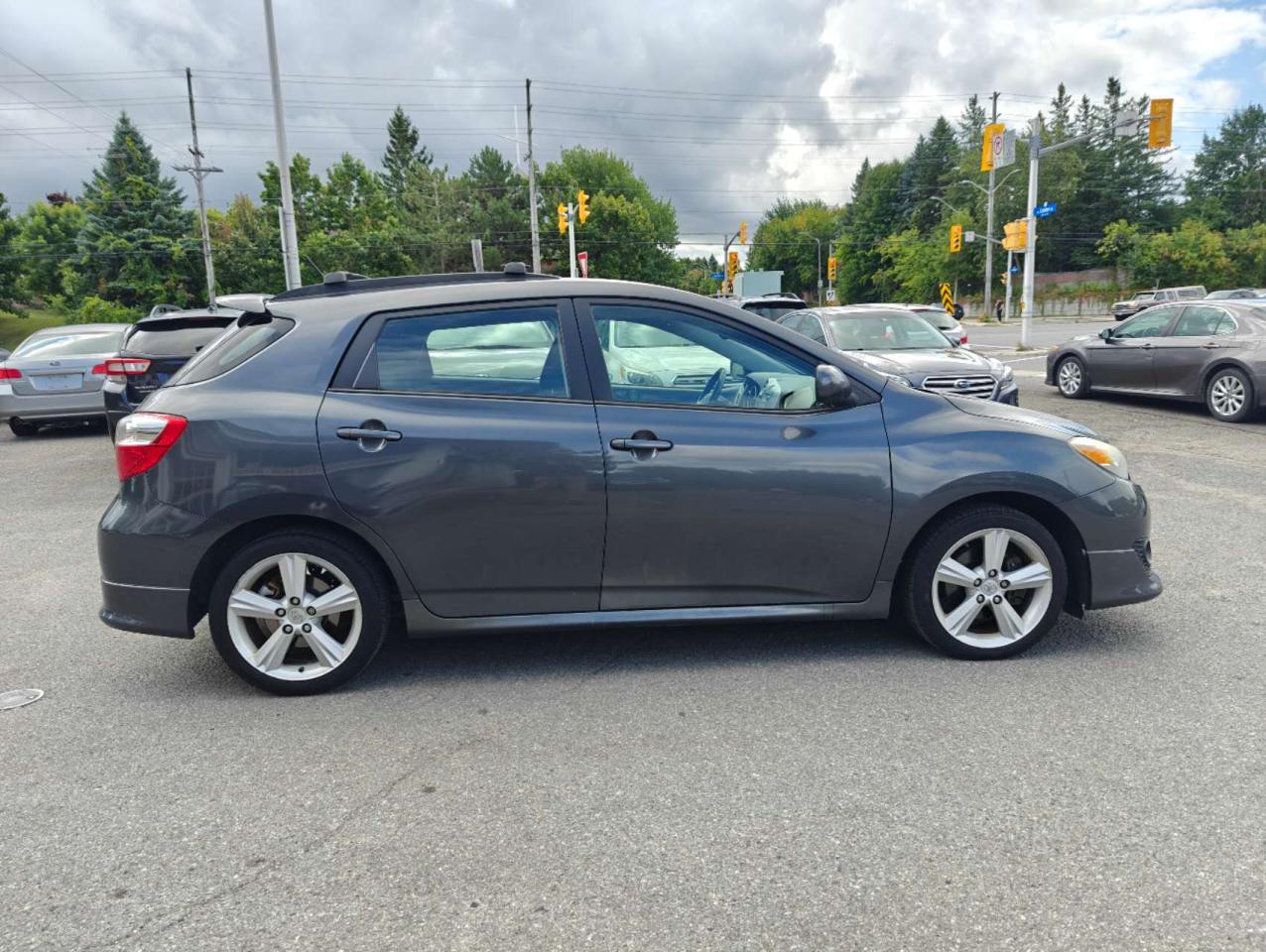 2009 Toyota Matrix XR - Photo #8