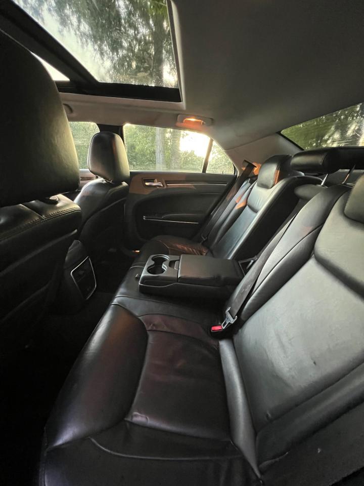 2016 Chrysler 300 Touring  - Photo #15