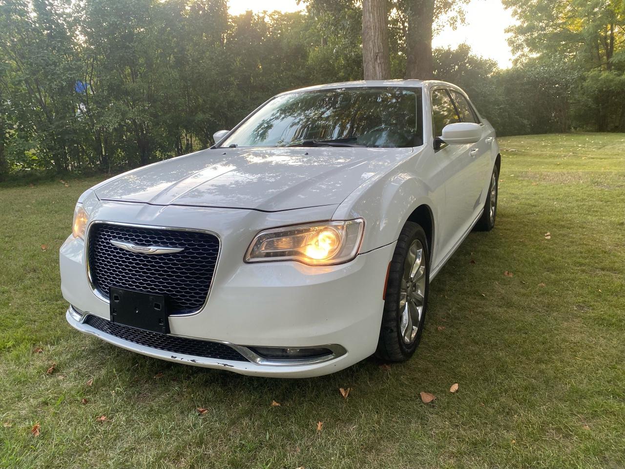 2016 Chrysler 300 Touring  - Photo #1