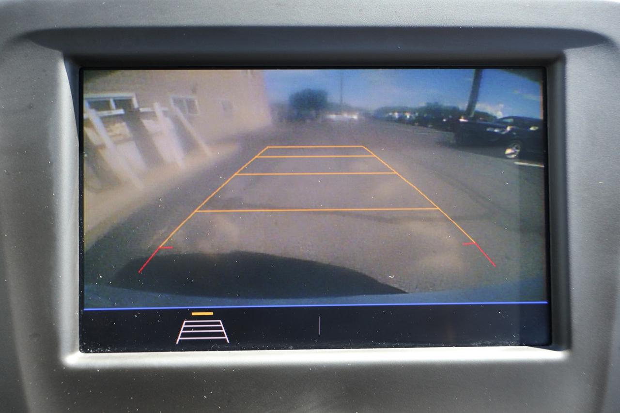 2021 Chevrolet Equinox LS AWD CERTIFIED *ACCIDENT FREE* CAMERA BLUETOOTH HEATED CRUISE ALLOYS Photo