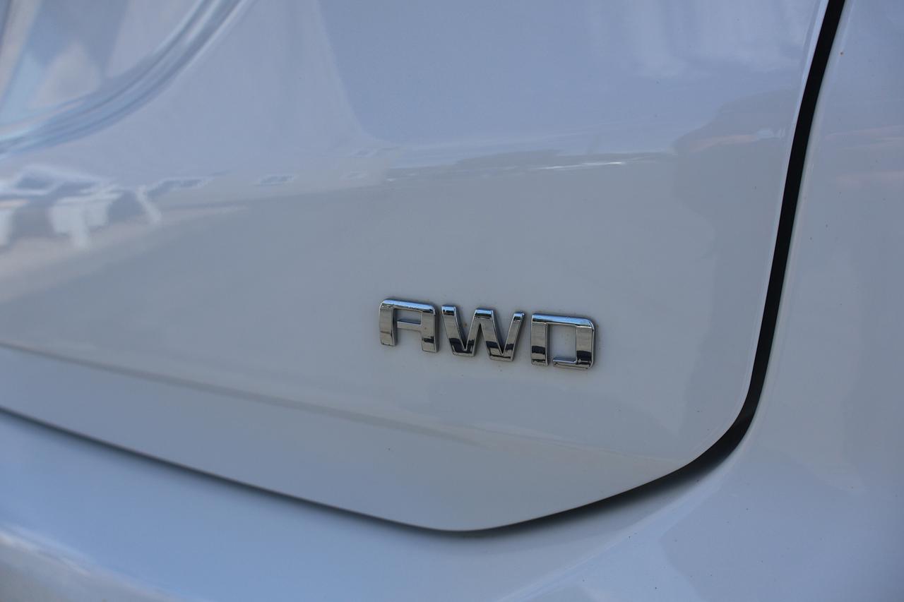 2021 Chevrolet Equinox LS AWD CERTIFIED *ACCIDENT FREE* CAMERA BLUETOOTH HEATED CRUISE ALLOYS Photo