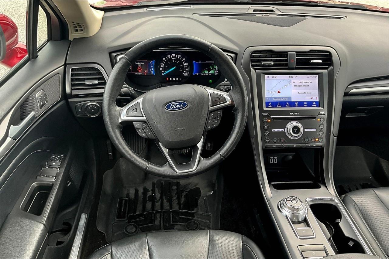2020 Ford Fusion Hybrid Titanium Photo