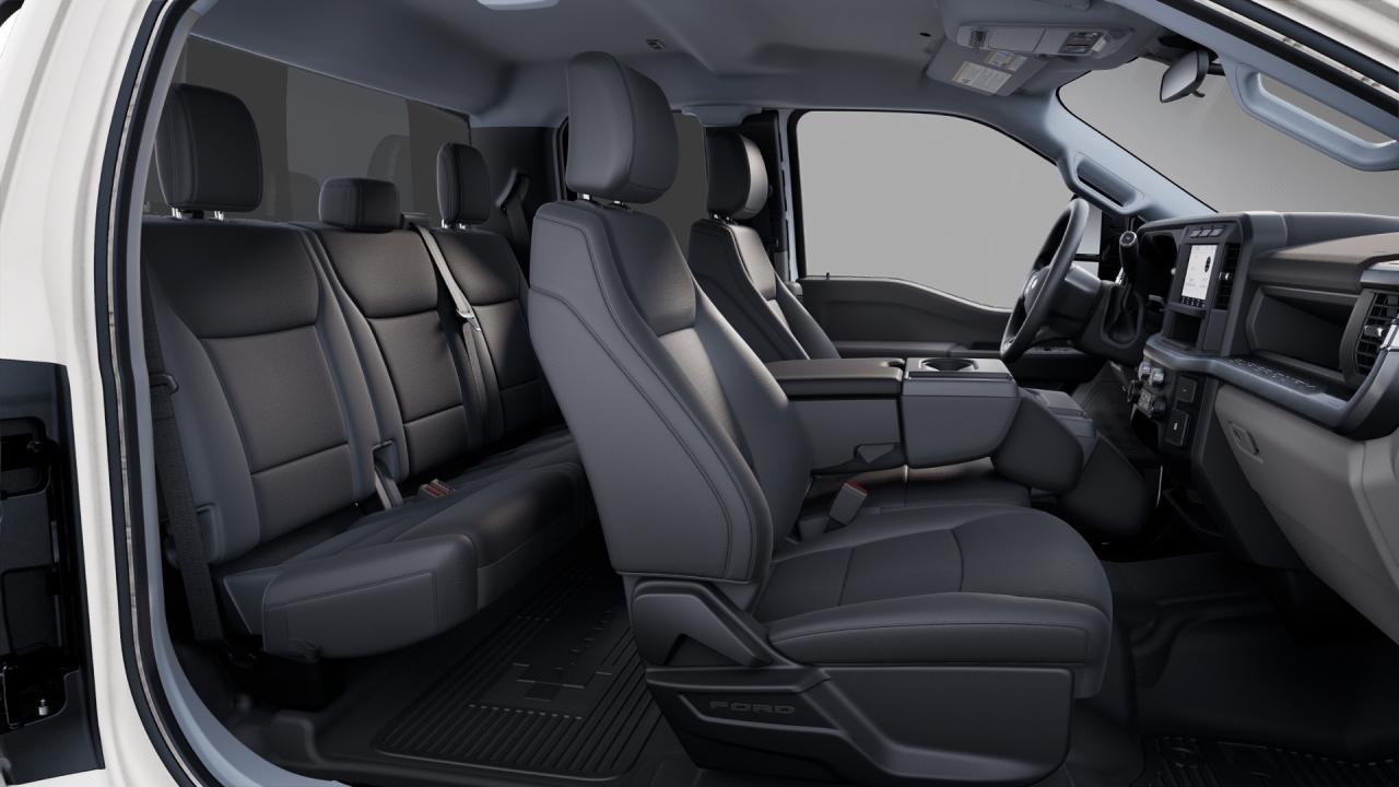 2025 Ford F-250  Photo4
