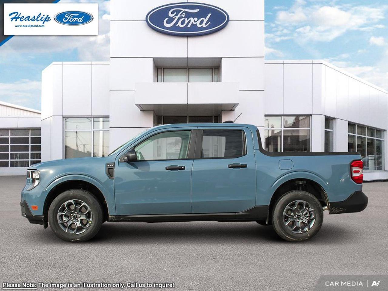 2025 Ford Maverick XLT Photo2