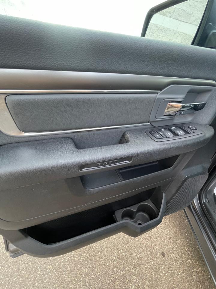 2023 RAM 1500 Classic SLT Photo