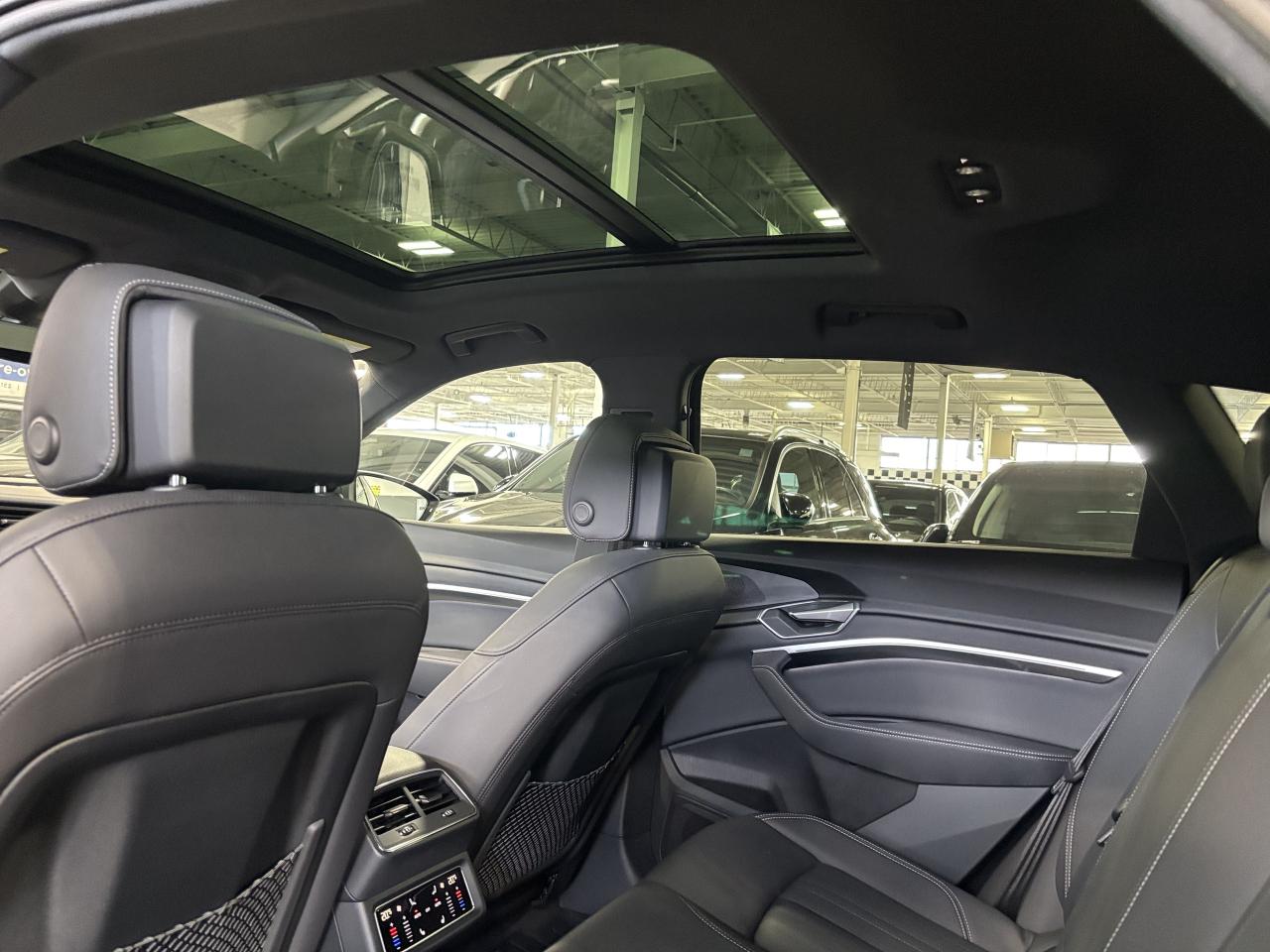 2022 Audi E-Tron Progressiv|S-LINE|QUATTRO|AWD|NAV|3DCAM|PANOROOF|+ - Photo #10