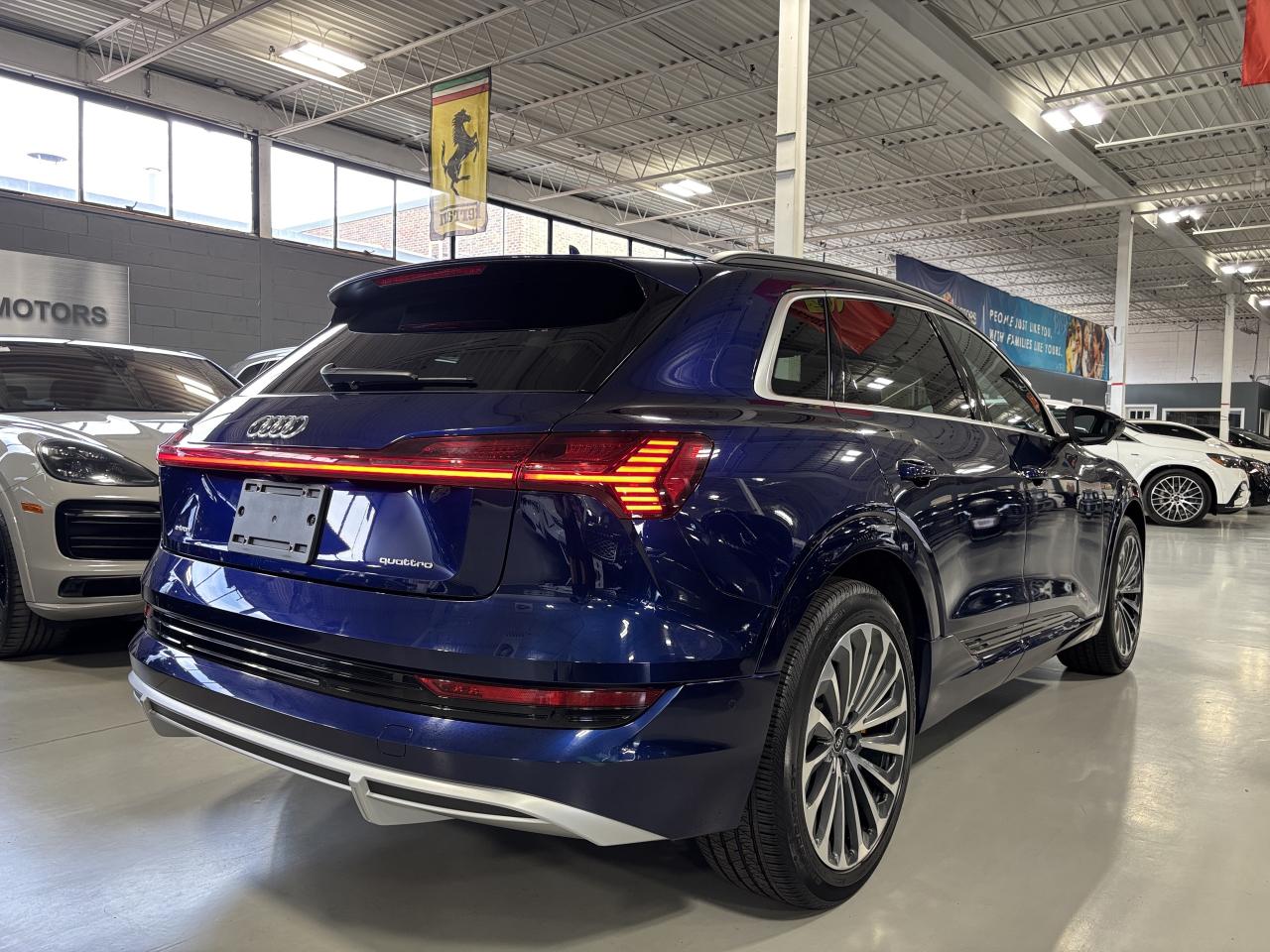 2022 Audi E-Tron Progressiv|S-LINE|QUATTRO|AWD|NAV|3DCAM|PANOROOF|+ - Photo #6