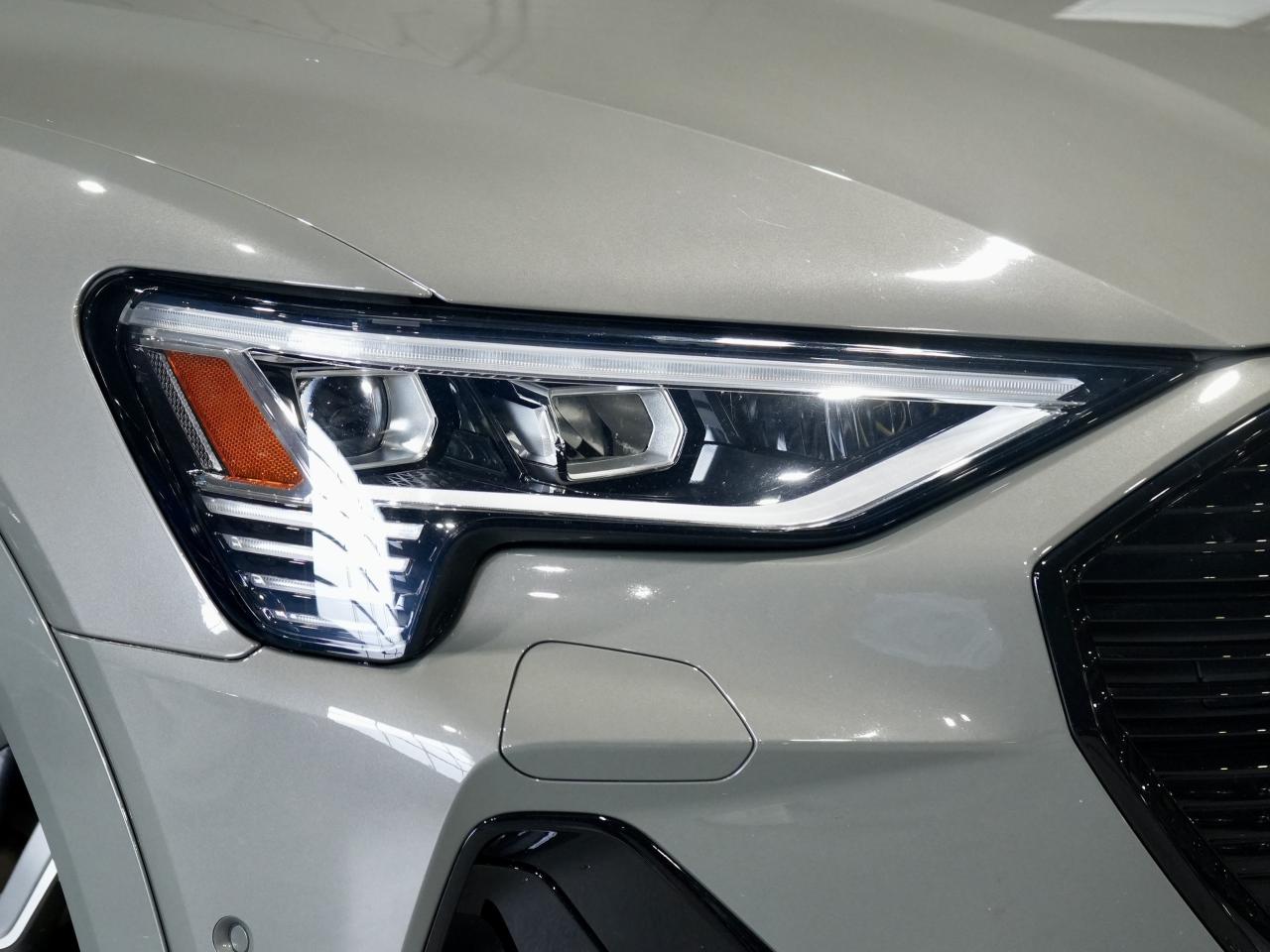 2023 Audi E-Tron Sportback Technik/HUD/PANO/B&O/360CAM/NO ACCIDENT/MASSAGE Photo3