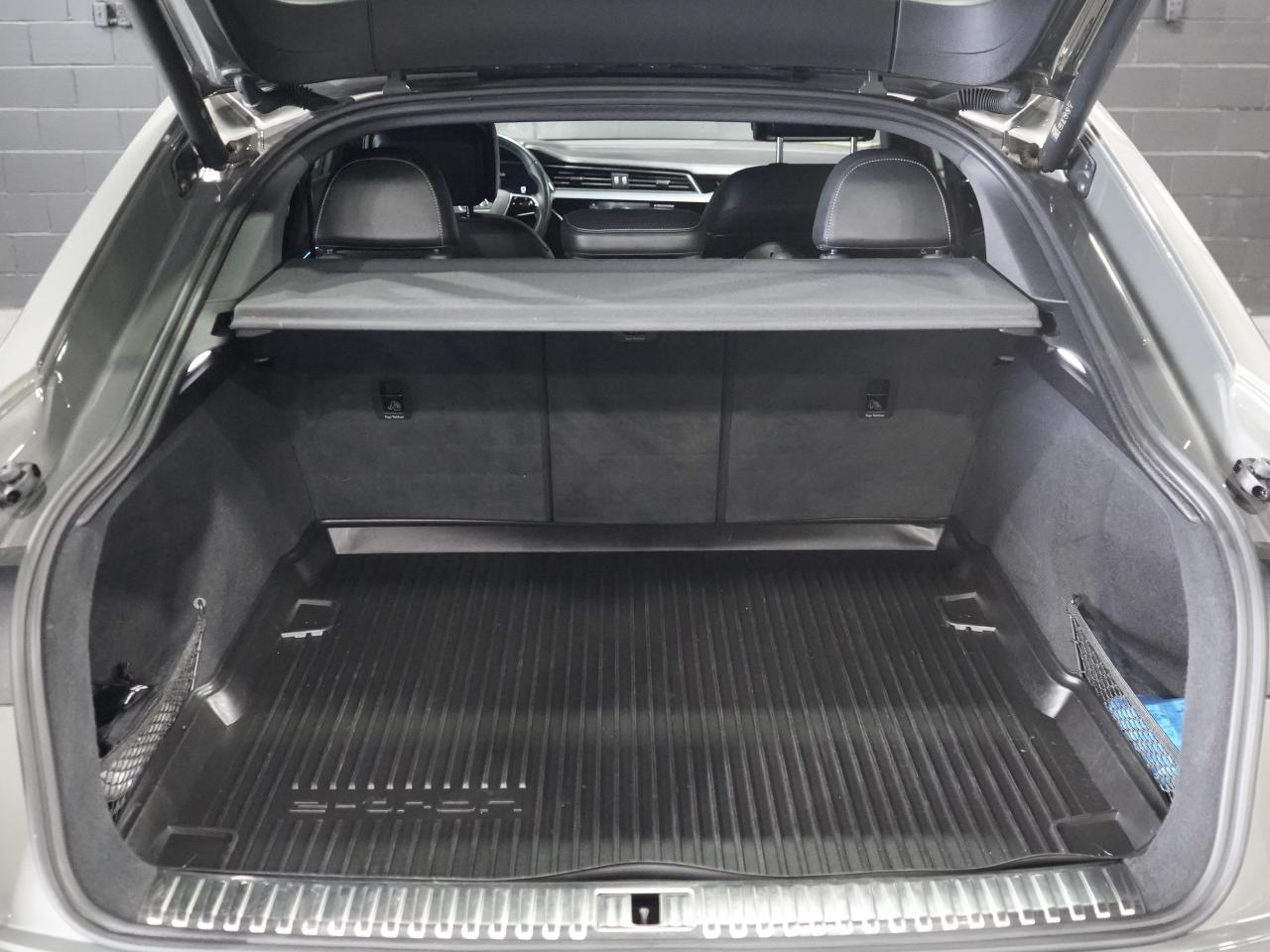 2023 Audi E-Tron Sportback Technik|LOADED |HUD| 360CAM|B&O| READY FOR PICK UP Photo