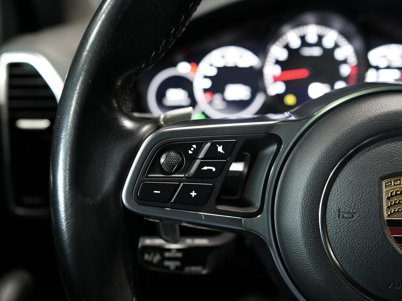 2022 Porsche Cayenne PANO/BOSE/360 CAM/21 IN RIMS/NO ACCIDENTS/NAV Photo