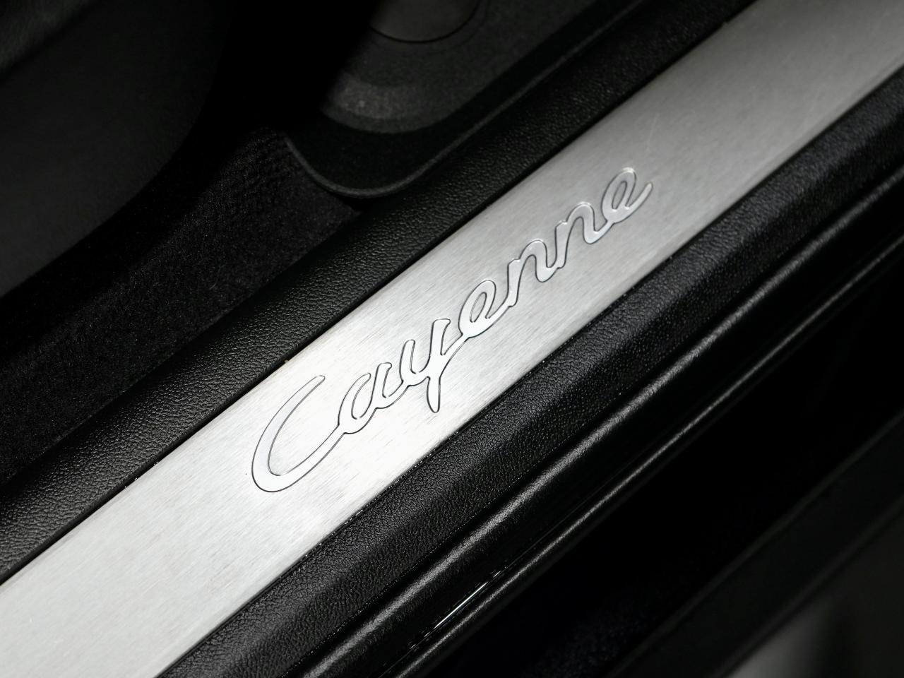 2022 Porsche Cayenne PANO/BOSE/360 CAM/21 IN RIMS/NO ACCIDENTS/NAV Photo