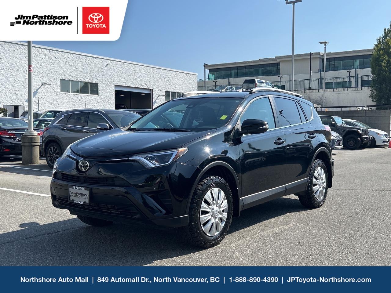Used 2017 Toyota RAV4 AWD 4dr LE for sale in North Vancouver, BC