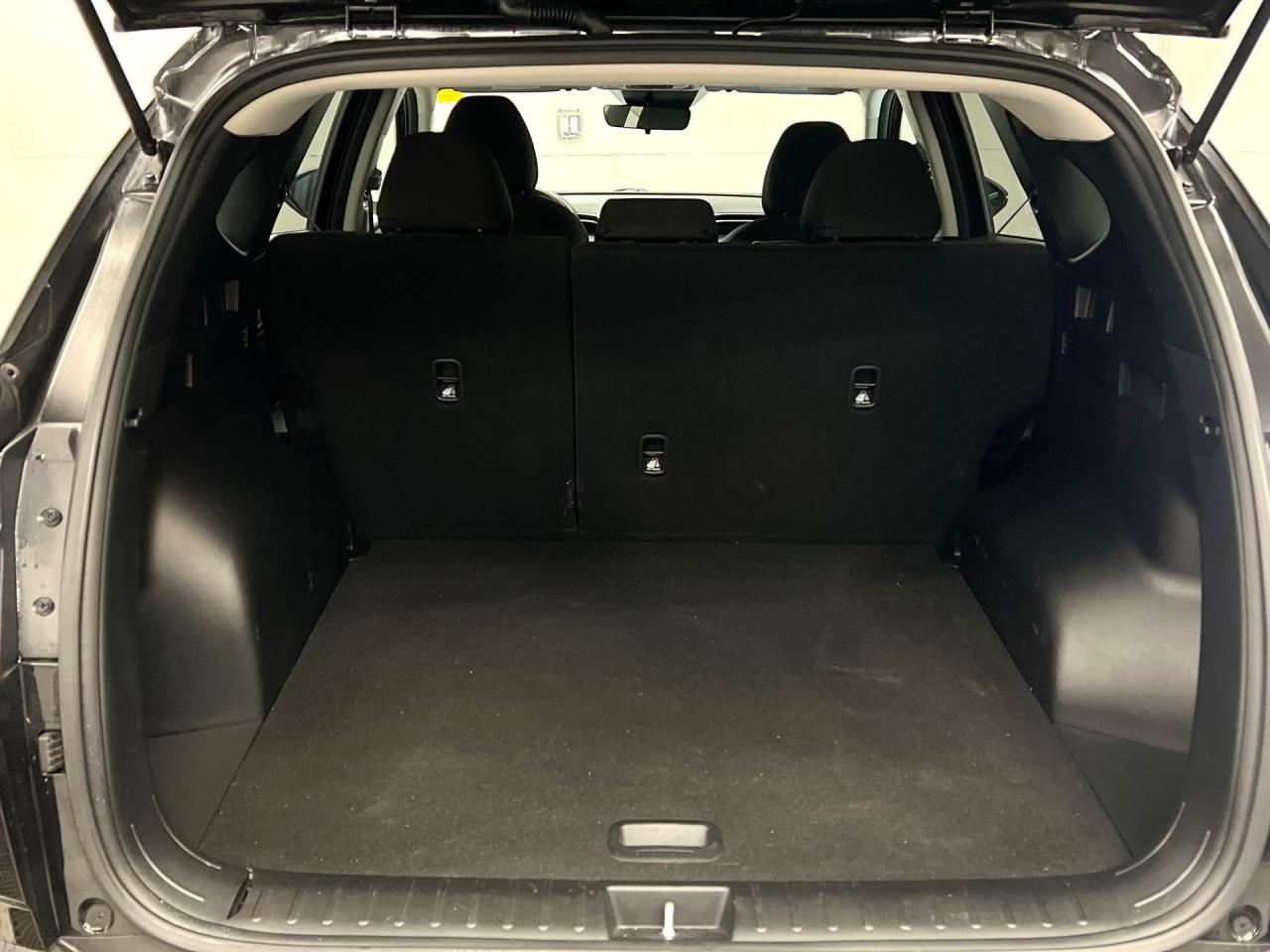 2022 Hyundai Tucson PREFERRED AWD |ONLY 49,000KMS!|HTD SEATS | CARPLAY Photo