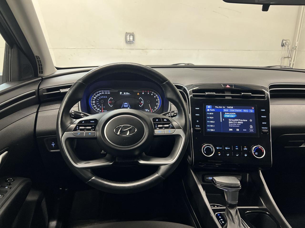 2022 Hyundai Tucson PREFERRED AWD |ONLY 49,000KMS!|HTD SEATS | CARPLAY Photo
