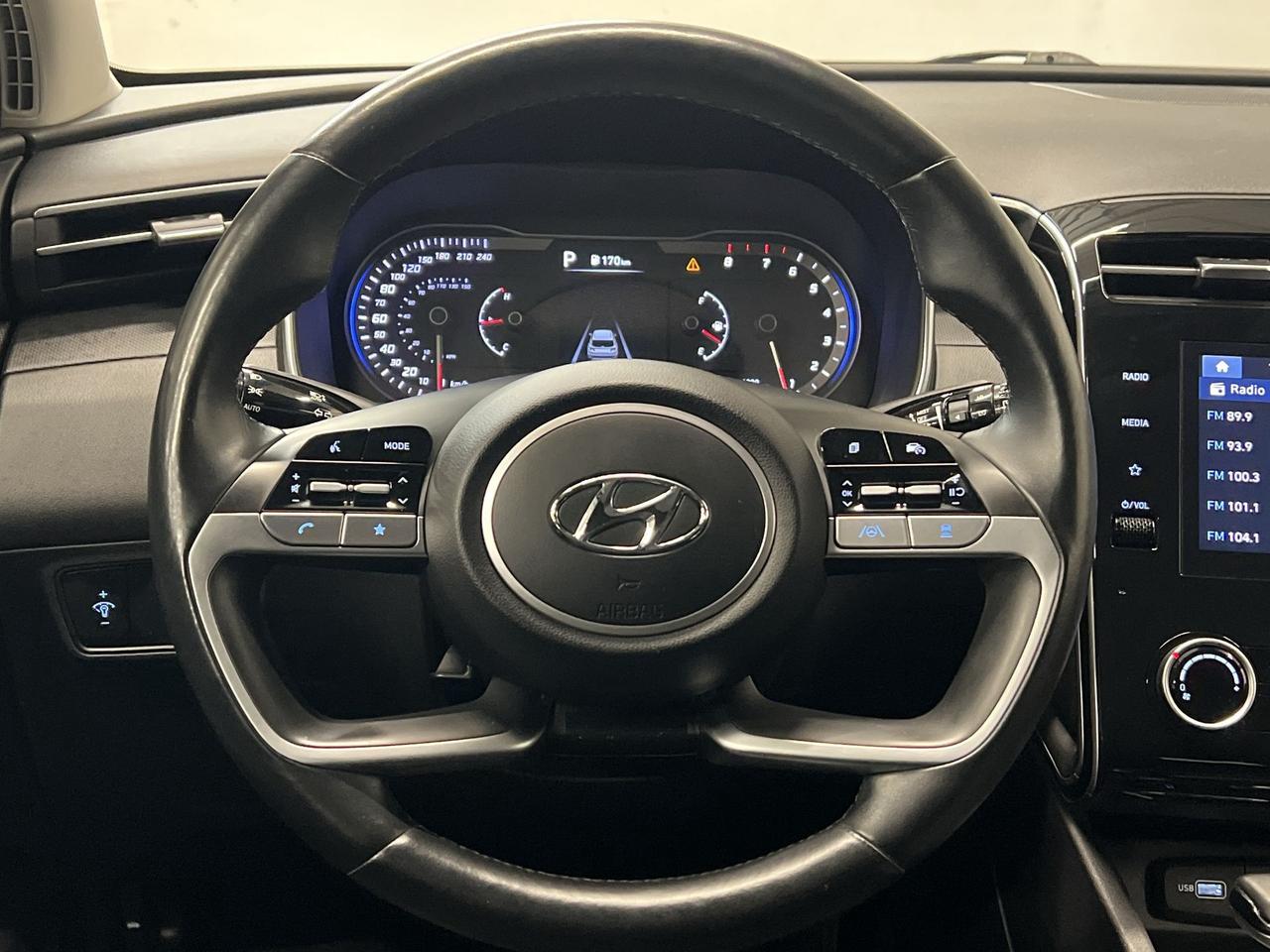 2022 Hyundai Tucson PREFERRED AWD |ONLY 49,000KMS!|HTD SEATS | CARPLAY Photo