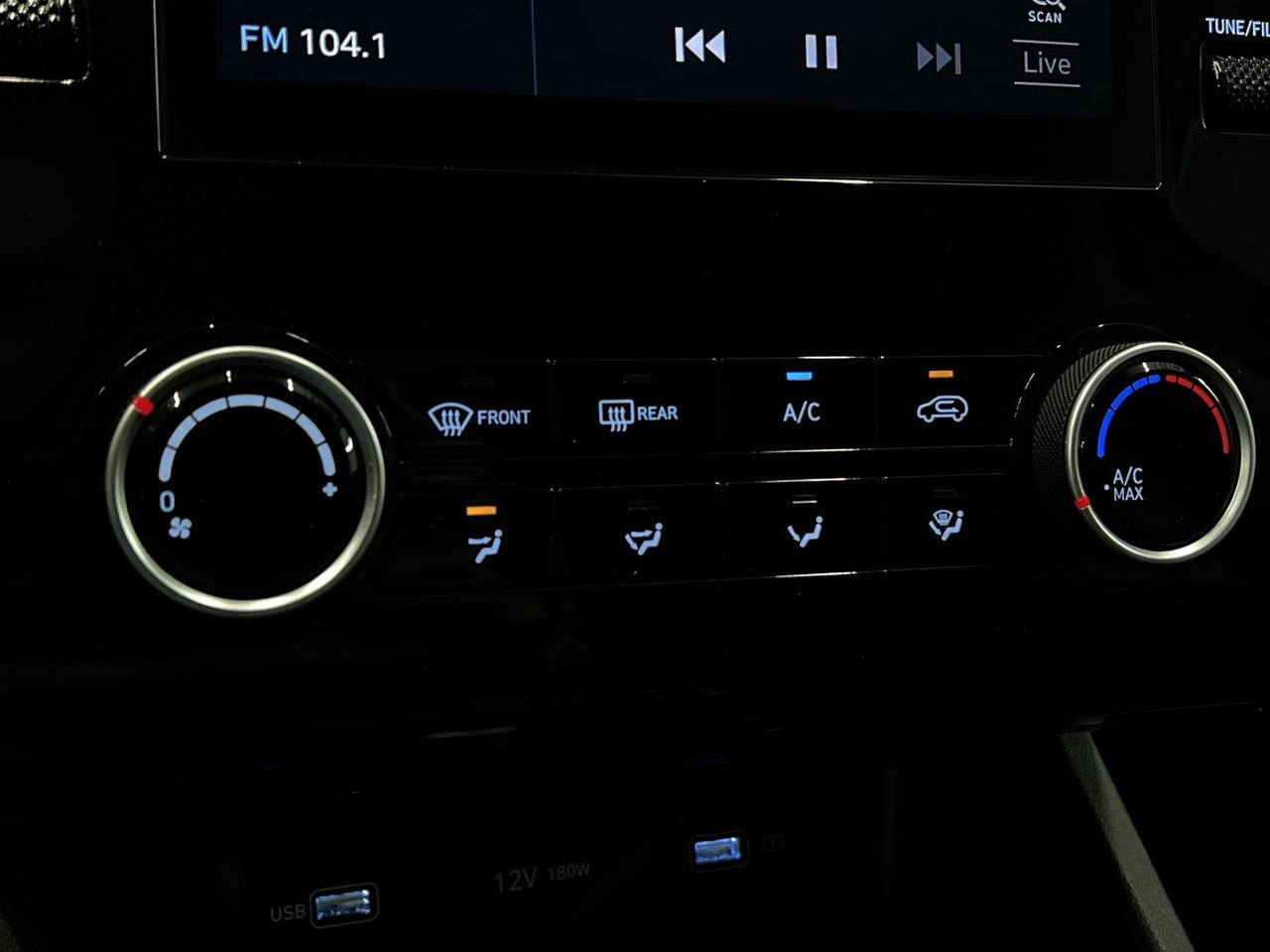 2022 Hyundai Tucson PREFERRED AWD |ONLY 49,000KMS!|HTD SEATS | CARPLAY Photo