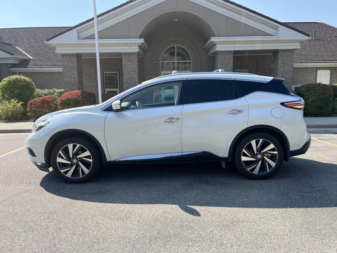 2015 Nissan Murano Platinum AWD - Photo #2