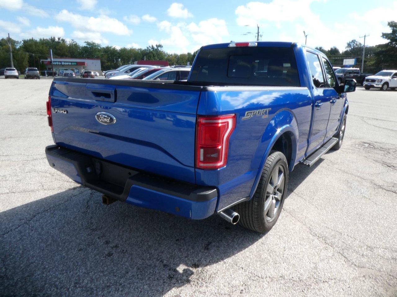 2017 Ford F-150 SuperCrew Lariat Photo4