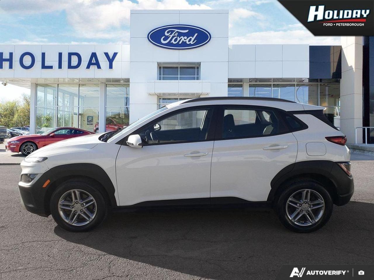 2022 Hyundai KONA Essential Photo2