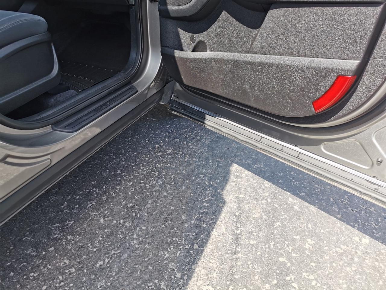 2018 Kia Sorento LX AWD - Photo #20