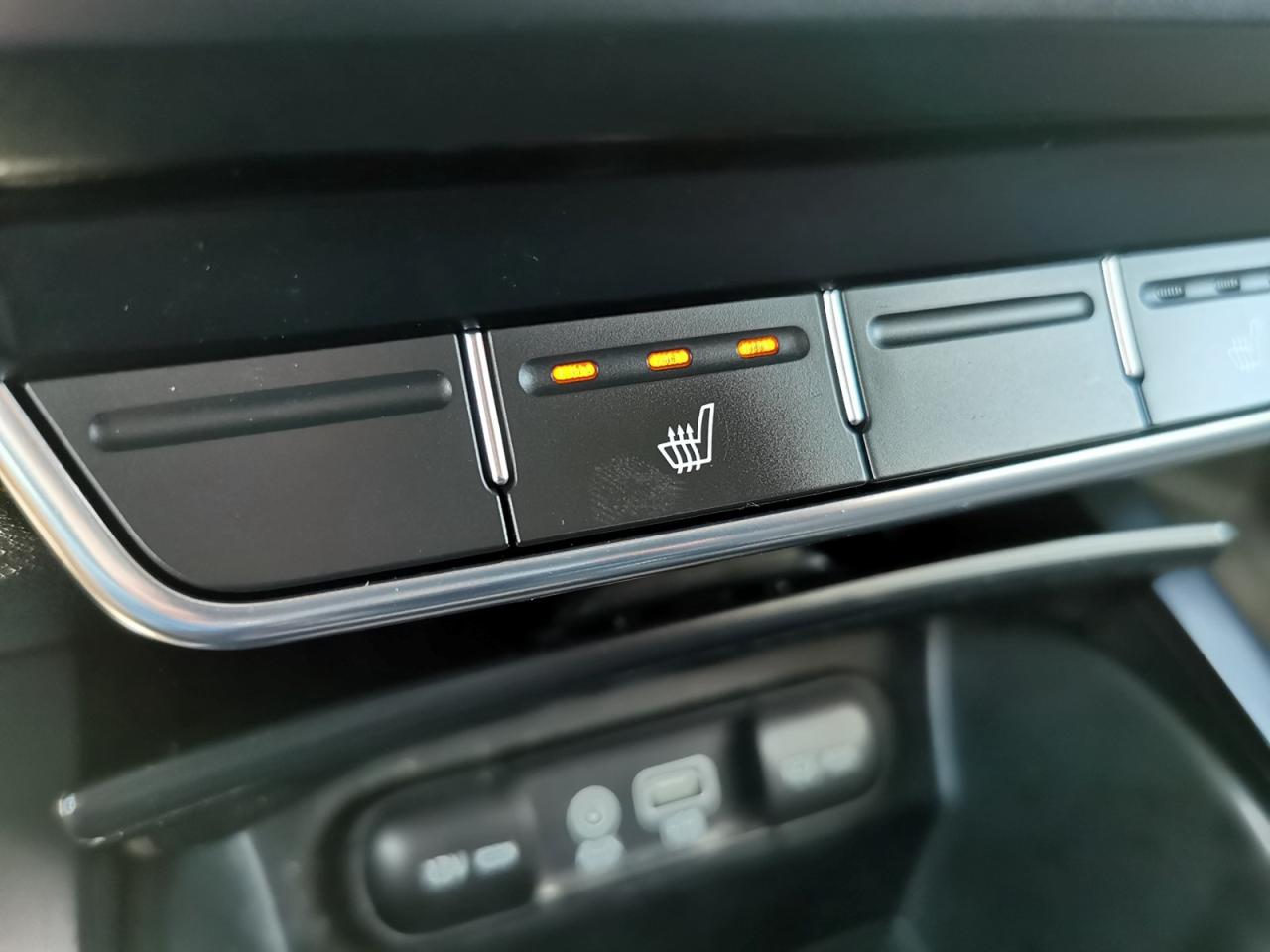 2018 Kia Sorento LX AWD - Photo #30