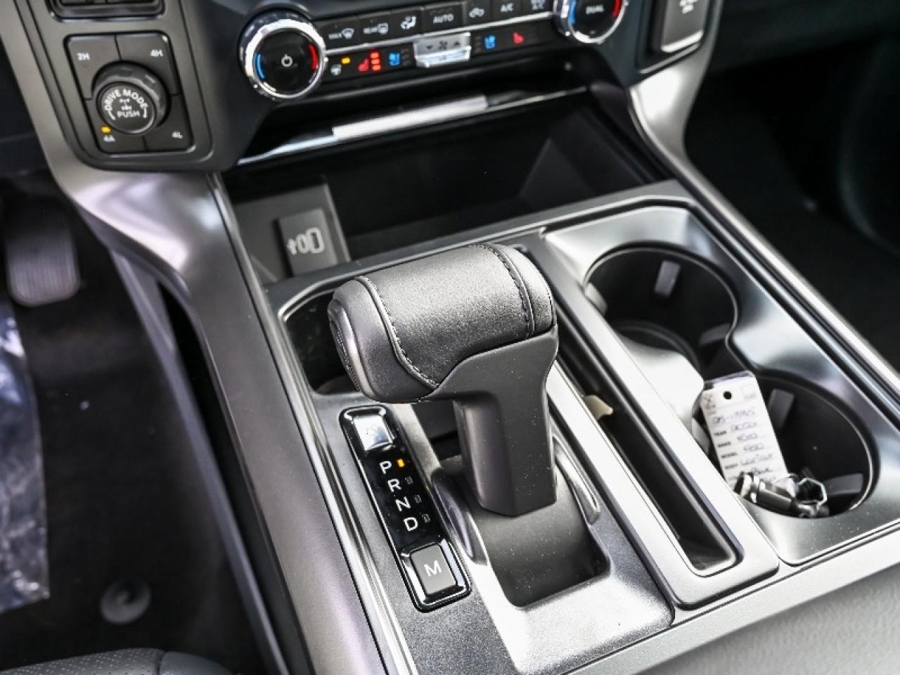 2025 Ford F-150 Lariat Photo