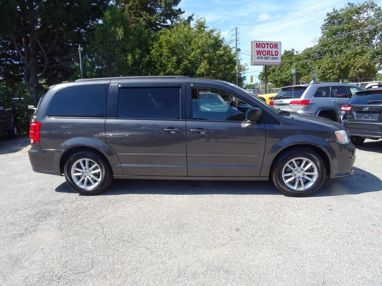 2016 Dodge Grand Caravan SXT - Photo #5