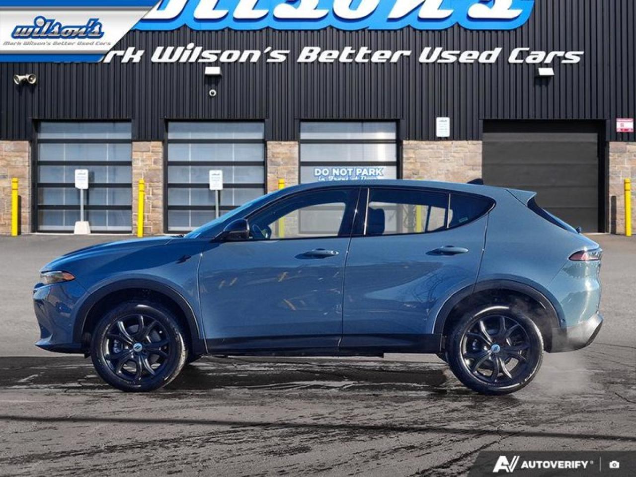 2024 Dodge Hornet GT Plus AWD | Leather | Sunroof | Nav | 360 Camera | Cooled + Heated Seats | and More ! Photo