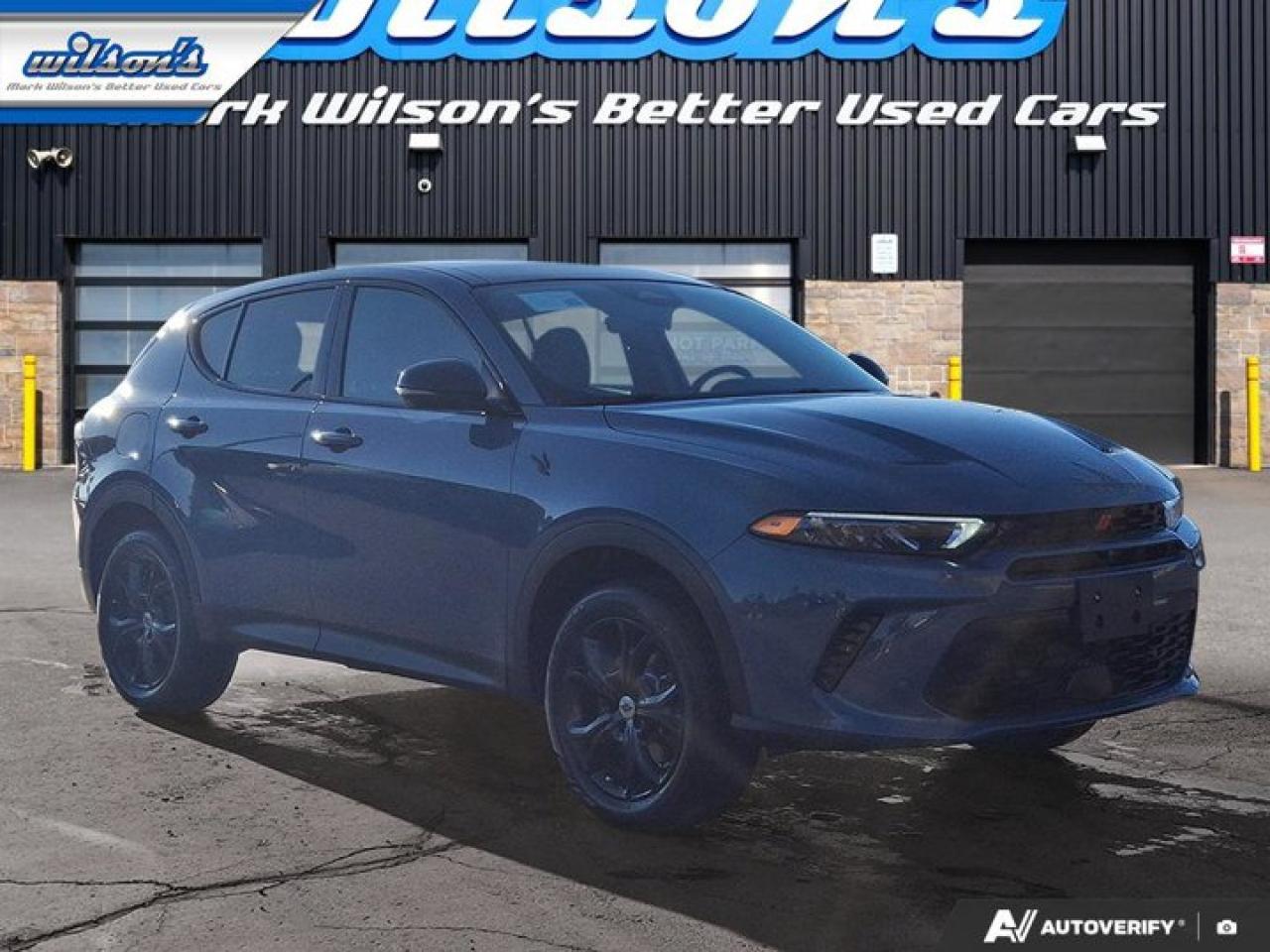 2024 Dodge Hornet GT Plus AWD | Leather | Sunroof | Nav | 360 Camera | Cooled + Heated Seats | and More ! Photo