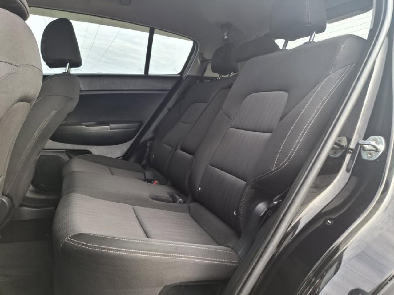 2022 Kia Sportage LX Nightsky Edition AWD | Heated Seats | CarPlay + Android | BSM | Rear Cam | Black Wheels & More ! Photo