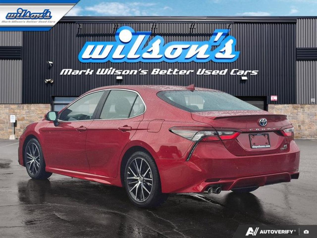 2024 Toyota Camry Hybrid SE | Sunroof | Heated Seats | CarPlay + Android | Power Seat | Rear Camera | and More ! Photo2