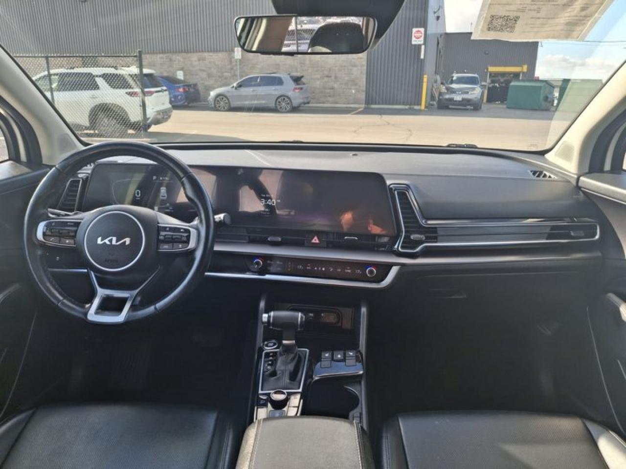 2023 Kia Sportage EX AWD | Leather | Pano Roof | Nav | Adaptive Cruise | CarPlay | Android Auto | Heated Seats & More! Photo