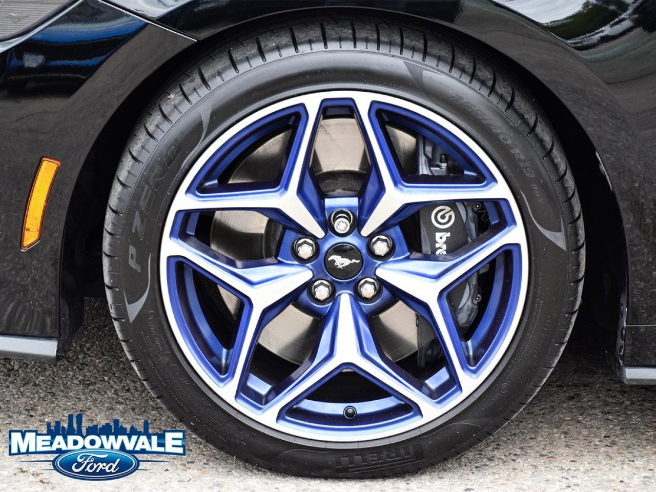 2025 Ford Mustang GT Photo3